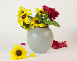 Ceramic-flower-vase-(18)