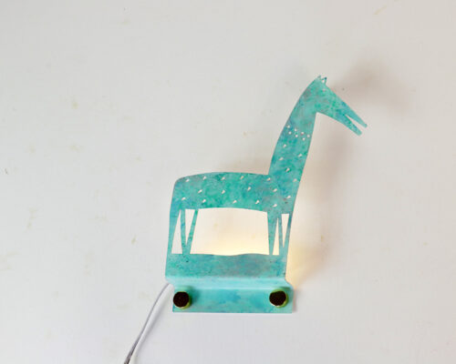 מנורת אווירה לקיר בצורת סוס