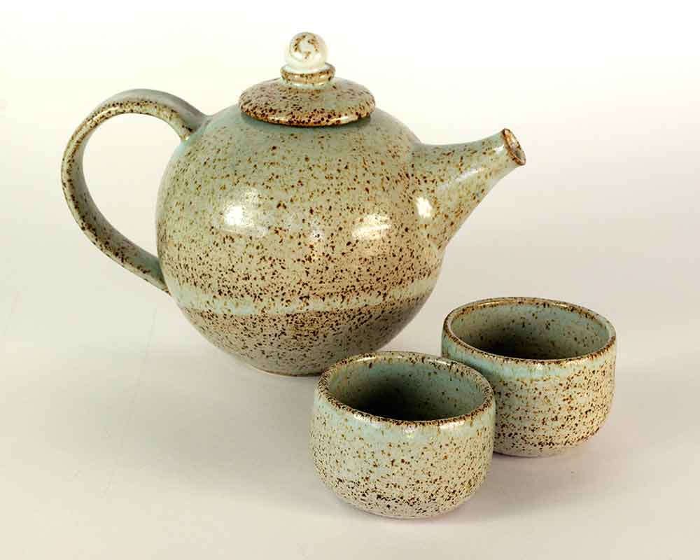 סט להגשת תה ירוק מנוקד לרכישה אונלין באתר נאות סמדר - Neot Semadar